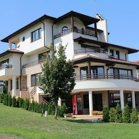 Gasthof Byalata Kashta *